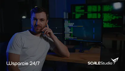 Specjalista ScaleStudio udzielający wsparcia technicznego do kampanii reklamowych przez całą dobę